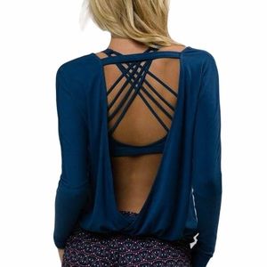 CLEARANCE❤️‍🔥ONZIE YOGA Drapey V-Back Long Sleeve